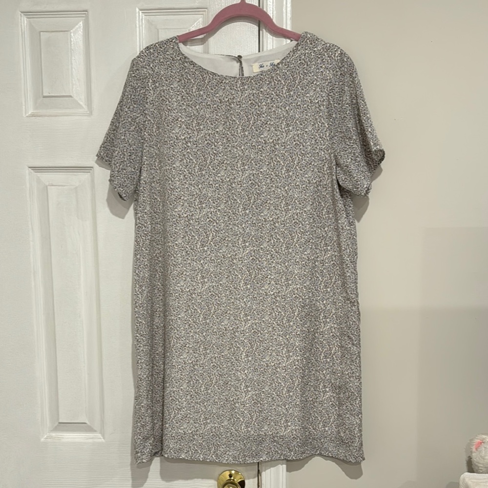 She + Sky Gray and White Patterned Dress